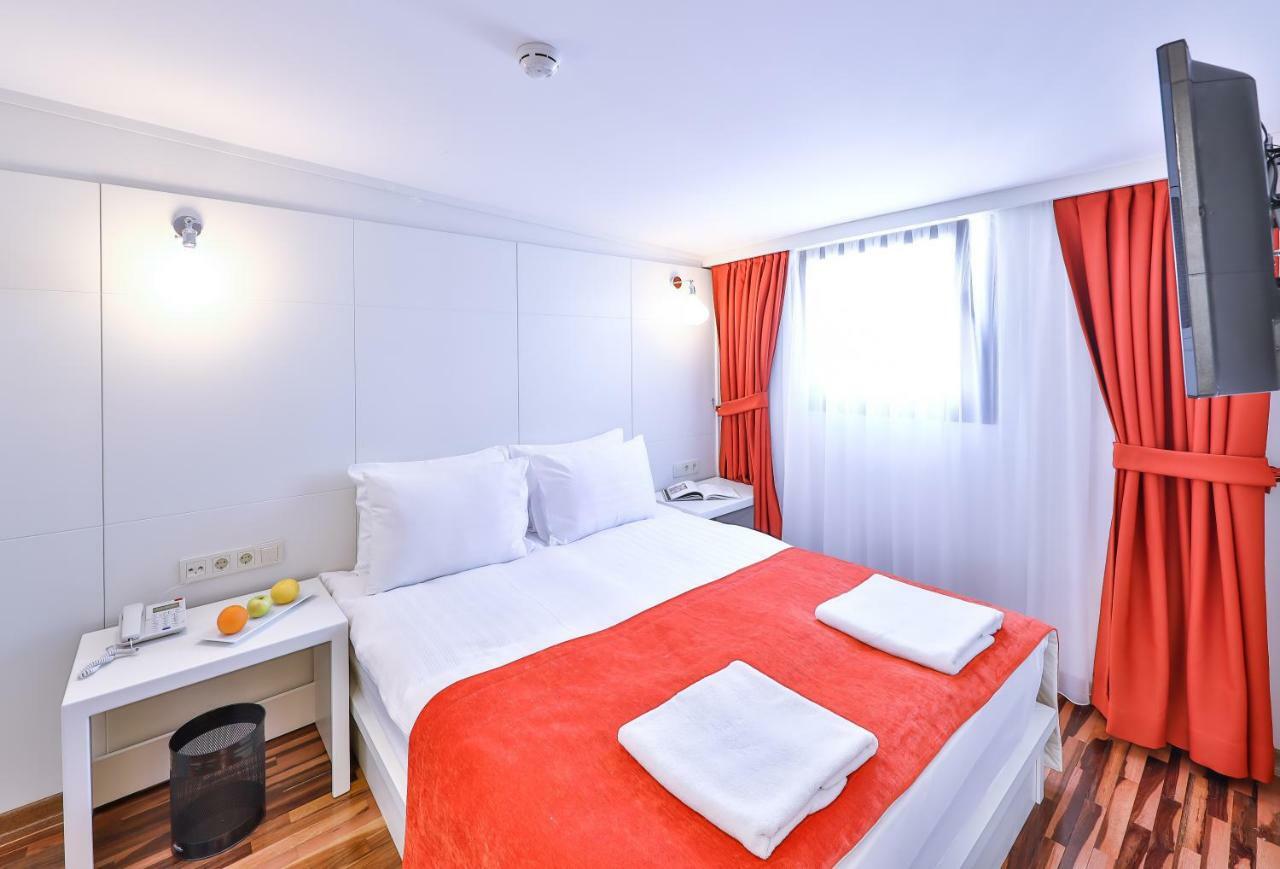 Hotel Senatus - Special Class Istanboel